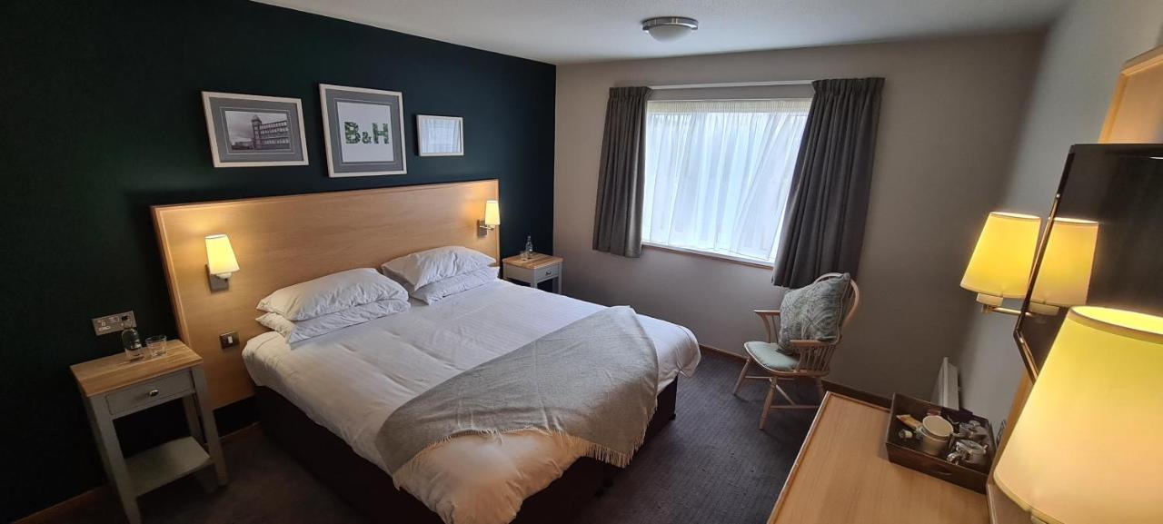Boat & Horses Inn Oldham Kültér fotó